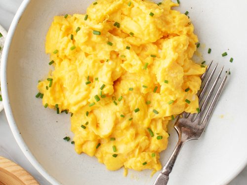 A stunning image of scrambled eggs